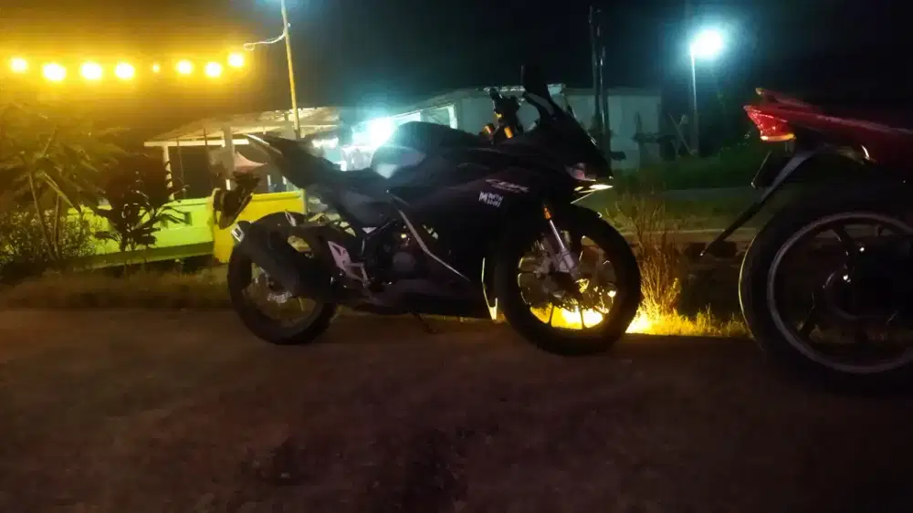 Jual motor Honda cbr150r
