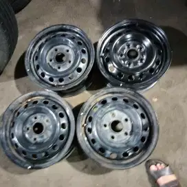 Velg kaleng original Toyota Innova ring 14 pcd 5x114,3 4pcs