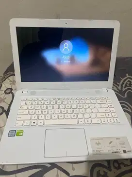Asus VivoBook Max X441U 256GB GRATIS MOUSE