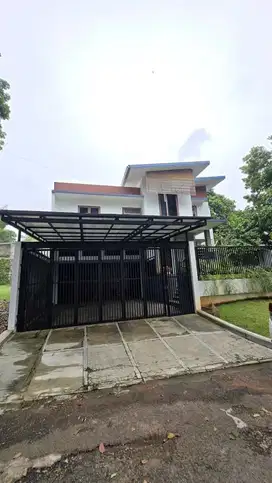 FOR SALE Lokasi Sangat Strategis Jl. Lembang, Menteng Bintaro
