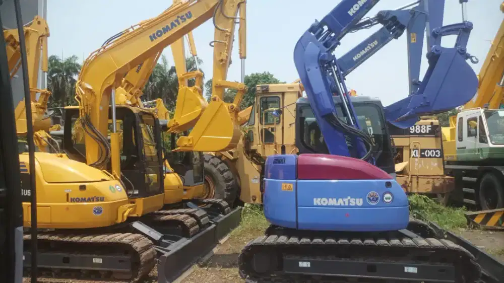 Dijual Beko Komatsu Pac75US dan Komatsu PC75UU buildup Harga DP