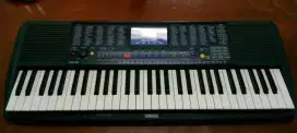 Keyboard yamaha psr19
