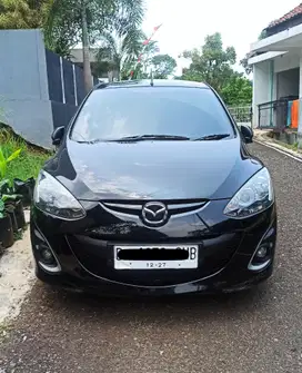 Mazda2 type R At tahun 2012 mulus