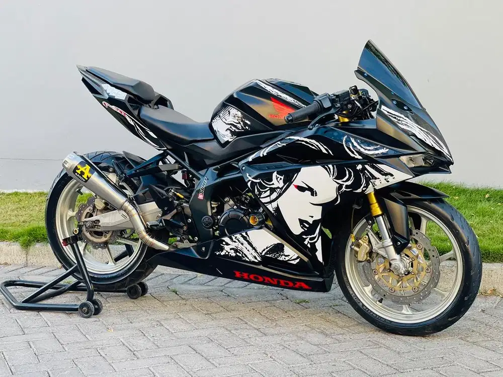 Honda cbr250rr black matte cbr 250 rr hitam plat N cbr 250rr