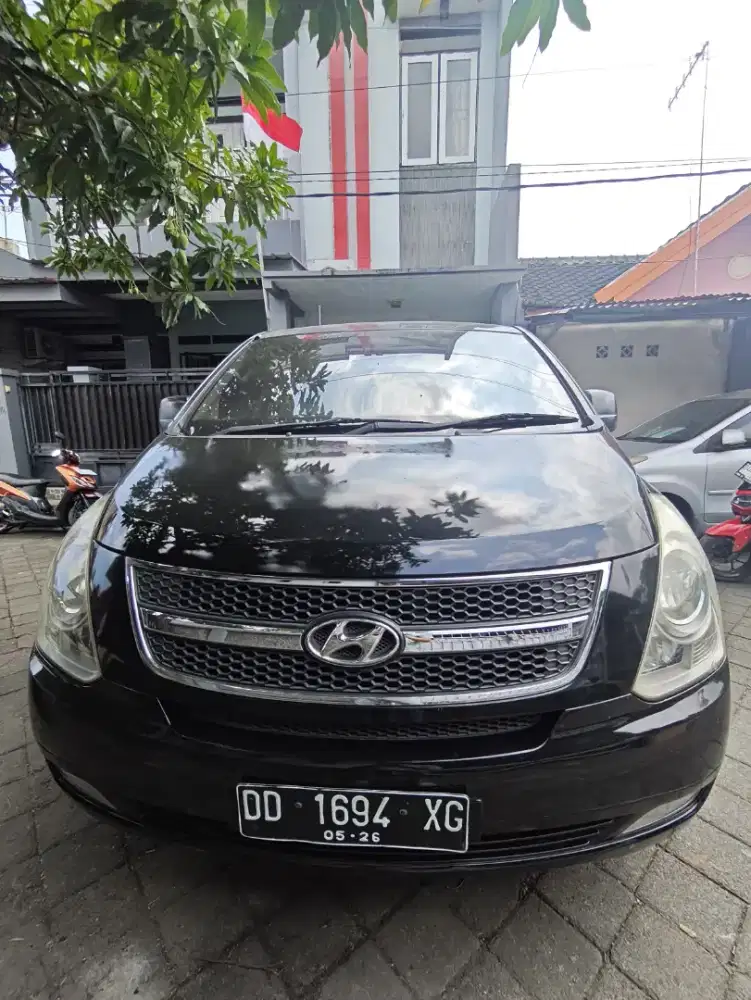 Hyundai H-1 2011