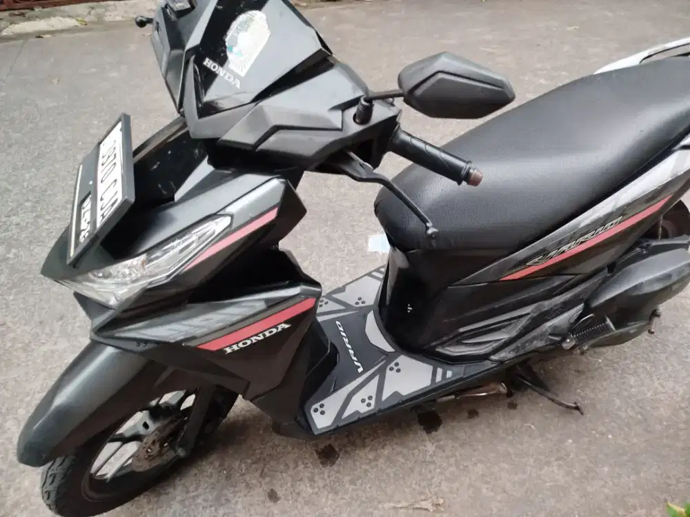 Vario hitam 125 2018