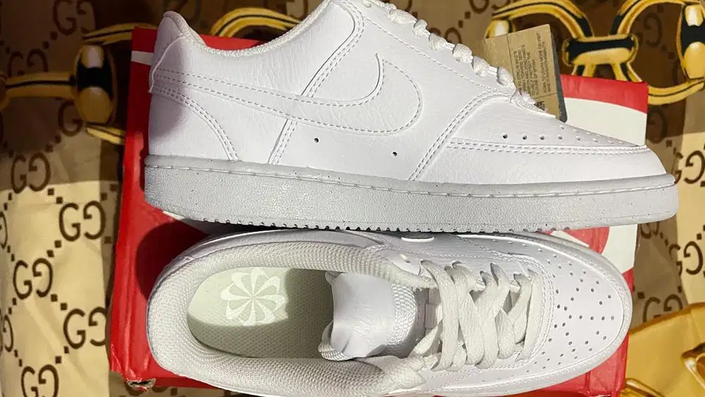 Nike court vision low women NEW!