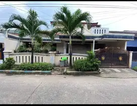 Dijual Rumah di Jalan Utama Taman Cikunir Indah Bekasi Selatan.