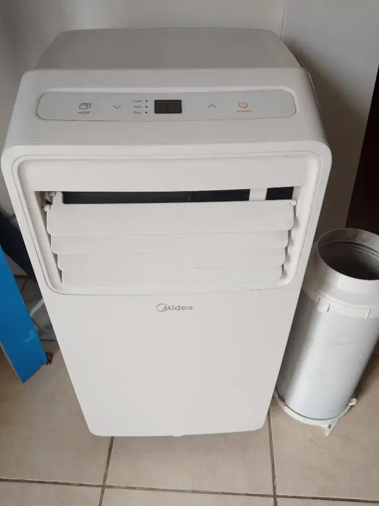 AC Midea NEGO tipis
