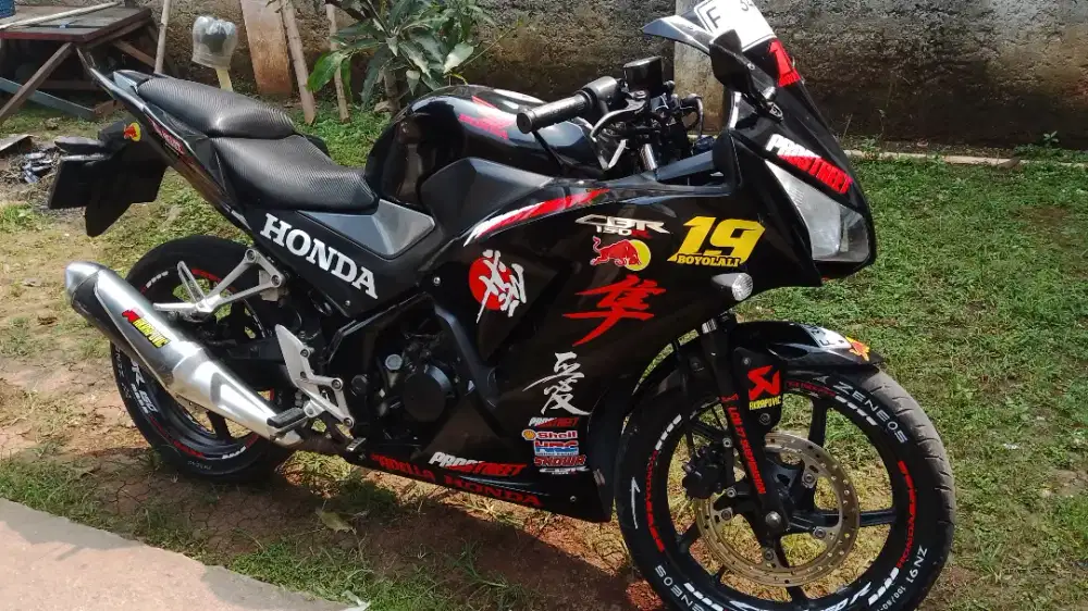 HONDA CBR 150/K45 2015 ORIGINAL CAKEP PAJAK HIDUP