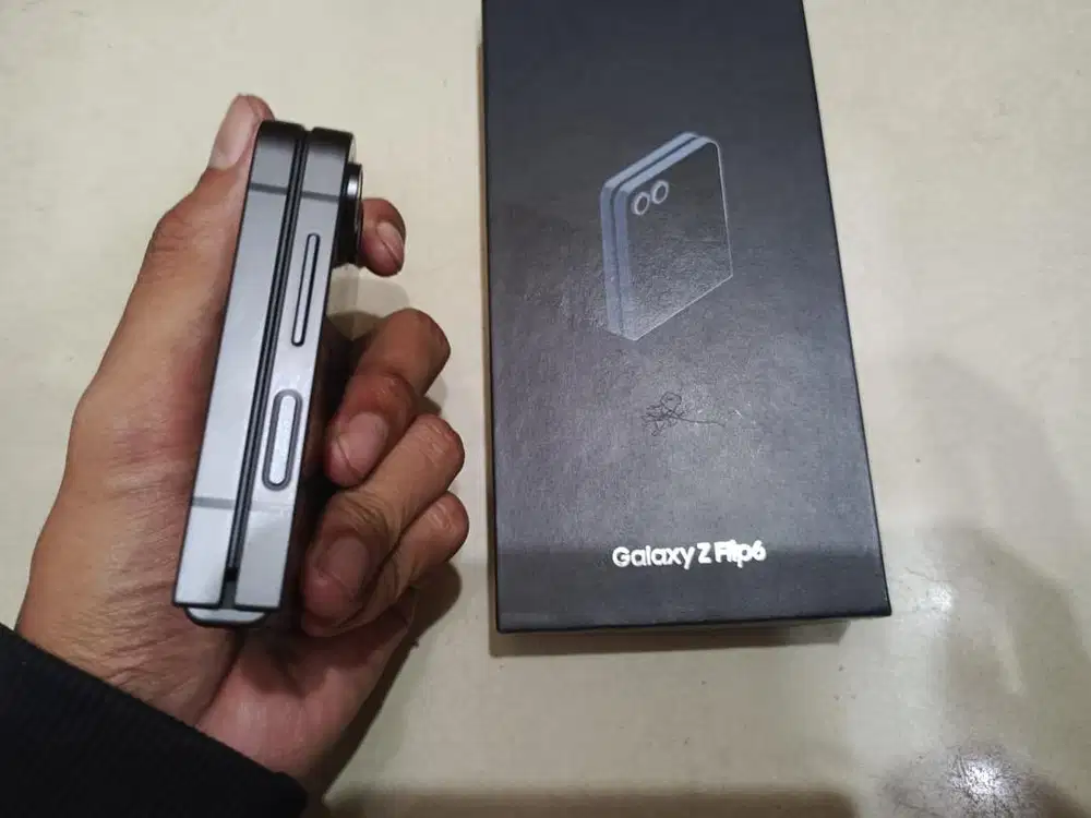 samsung z flip 6 ram 12/256gb mulus perfek