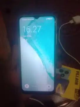 Handphone villaon V40S Ram 4+4 /64