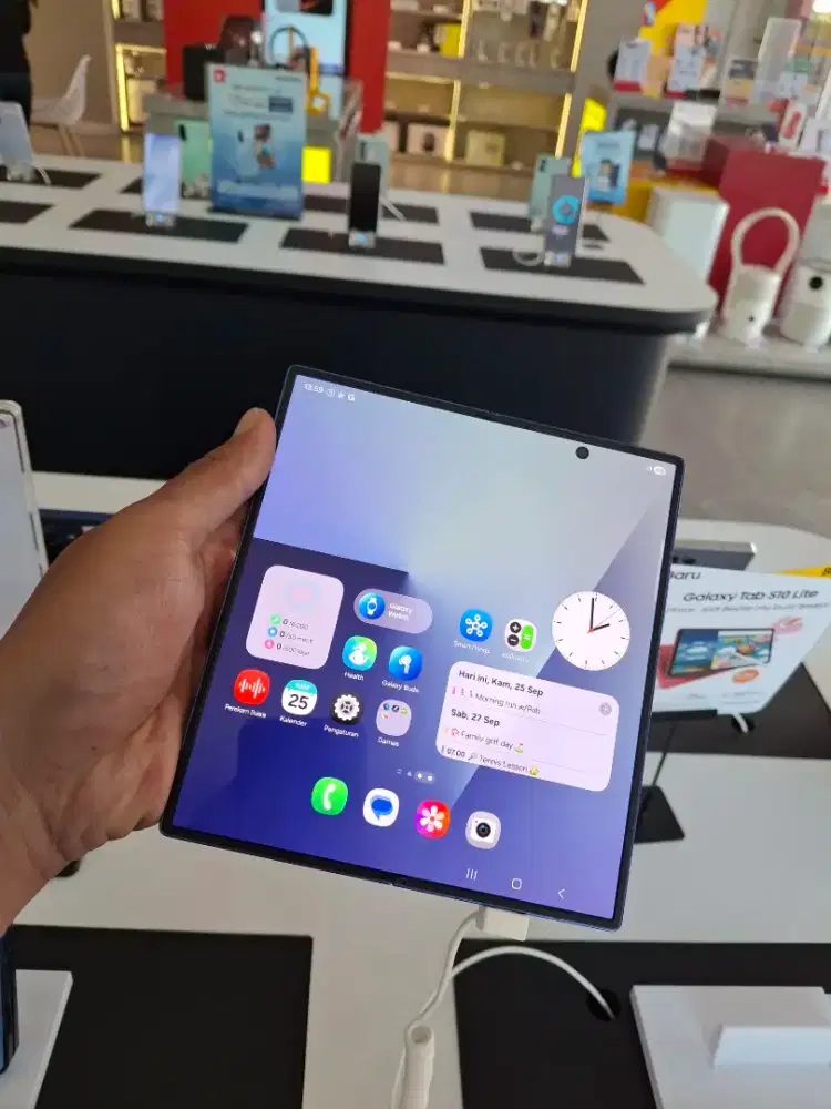 SAMSUNG Z FOLD7 5G BONUS BUDS FE DAN CHARGER ORIGINAL