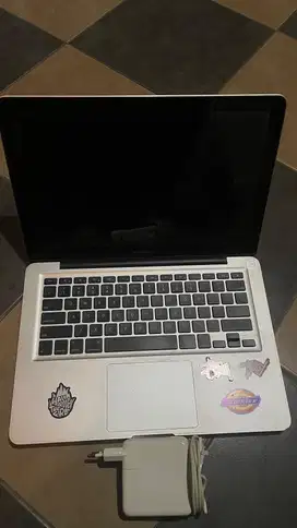 Macbook Pro 2011 Mati