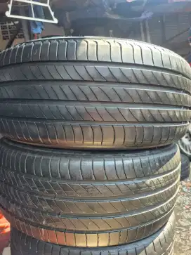Ban copotan mercy mechlin premacy4 245/45 R19 90%..2pcs
