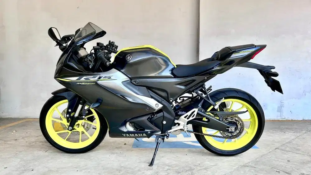 Yamaha R15 V4 tahun 2023 superb condition