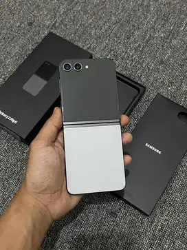 Samsung Z Flip 5 ram 8/512gb grey fullset sein
