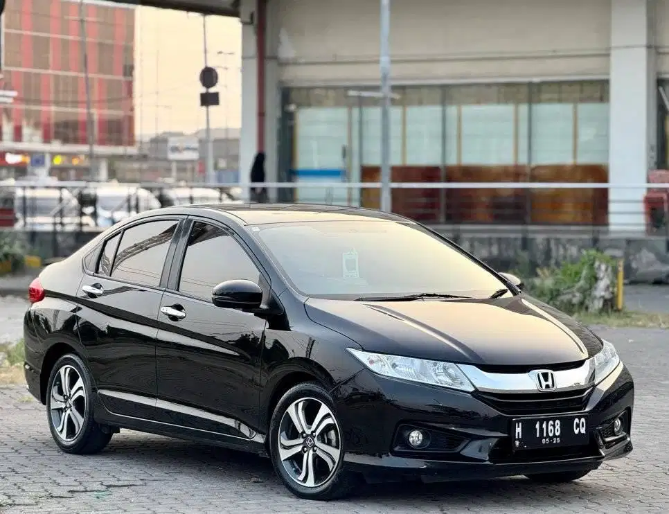 KM 50rb Honda City E 2016 Manual Plat H Istimewa