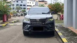 Toyota Fortuner 2.4 VRZ GR Sport Facelift Diesel 2022 NIK 2021 Record