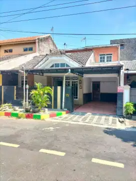 Rumah Jaten Karanganyar Siap Huni