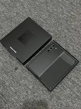 Samsung Z Fold 5 ram 12/512gb black  resmi sein fullset dus original