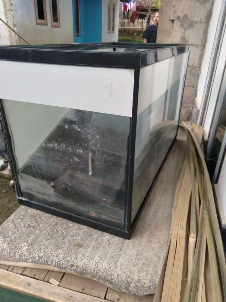 Jual Aquarium bekas
