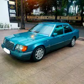 Mercedes Benz 300E.24v