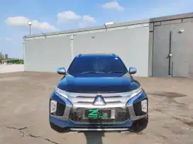 Mitsubishi Pajero Dakar 4x4 Matic 2022 Hitam