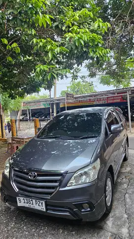 Toyota Kijang Innova 2013 Bensin