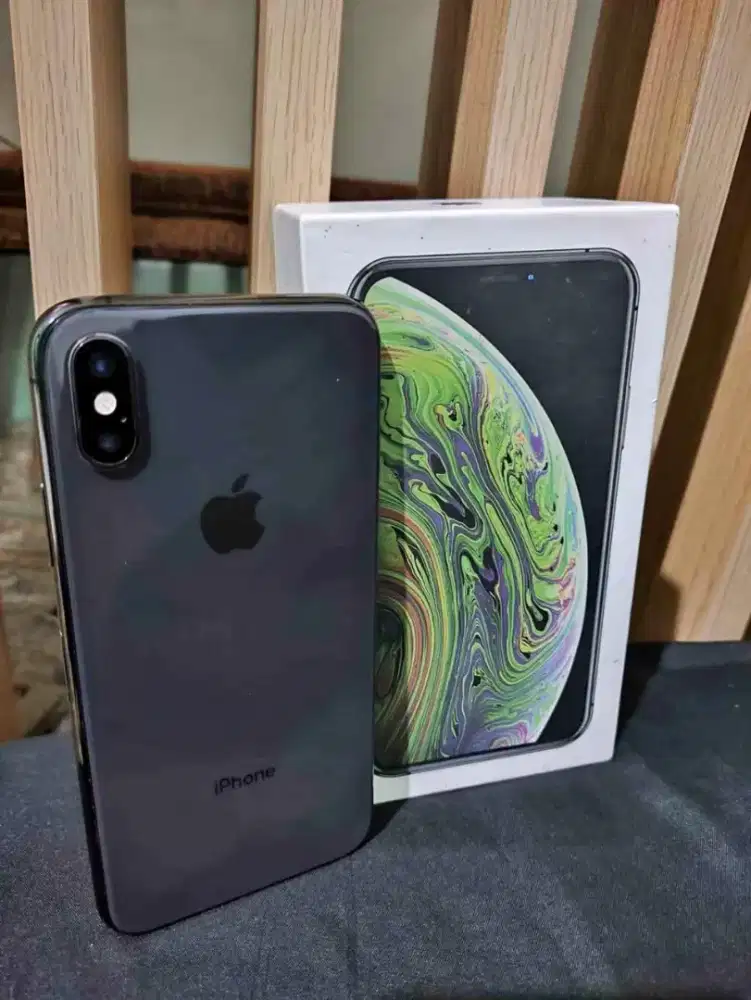 iPhone Xs 64 Inter
Fullset No Hf
Hb 83%