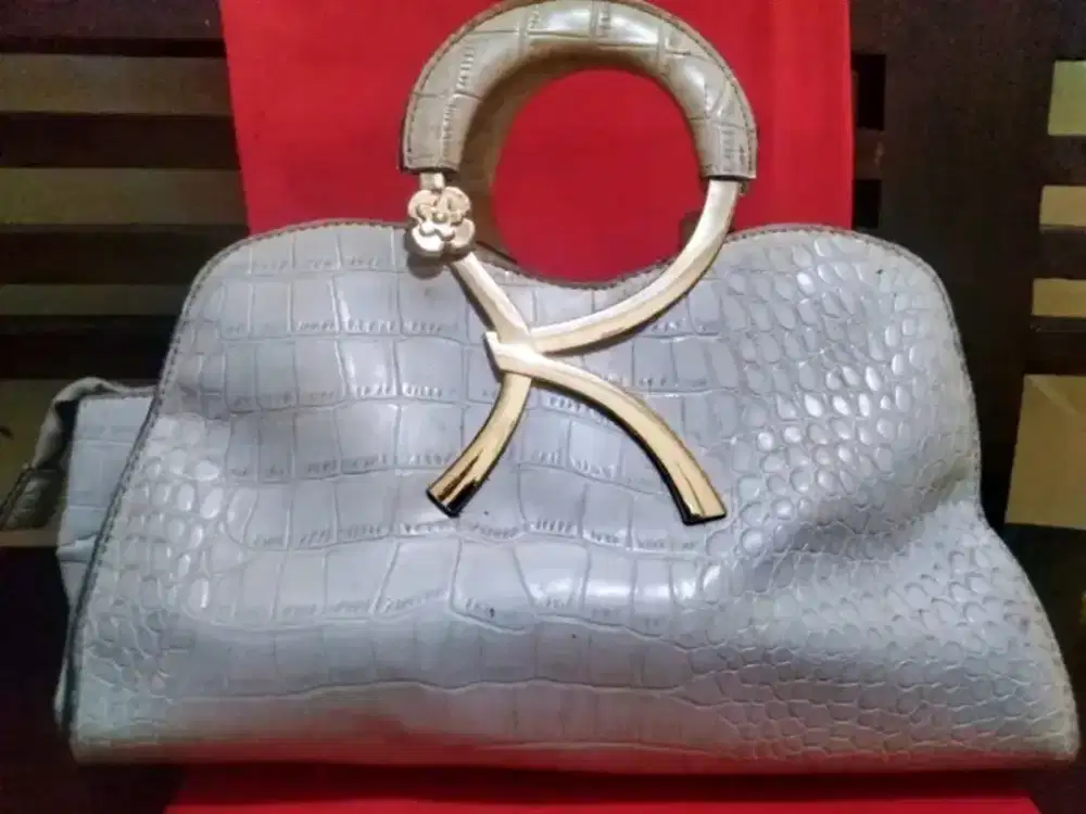 Tas tangan ringan simple TPI bs byk muatannya