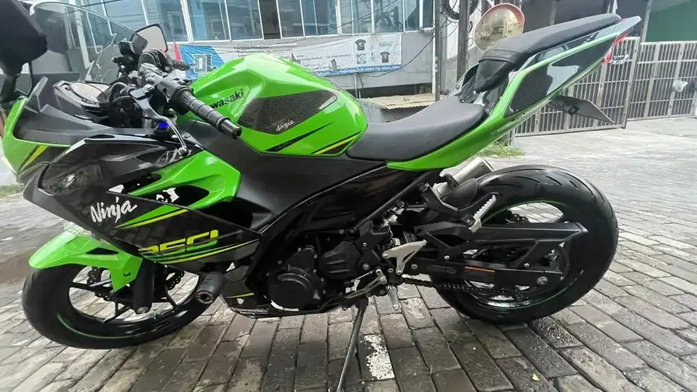 DIJUAL Ninja 250 2018 KRT EDITION