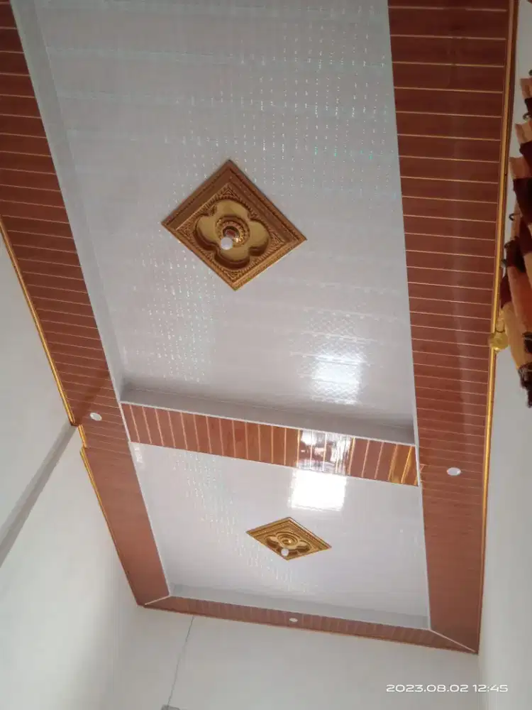 Plus bahan rangka plafon PVC terpasang rapi
