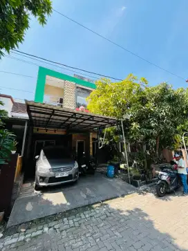 Dijual rumah siap huni 2 lantai strategis akses besar dekat unimus