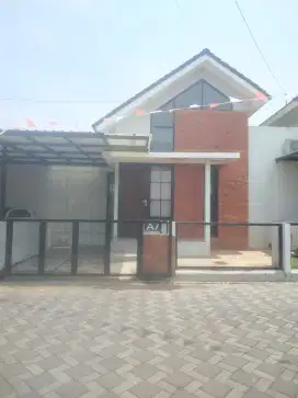 Disewakan rumah Villa Tirta Sragen lokasi strategis