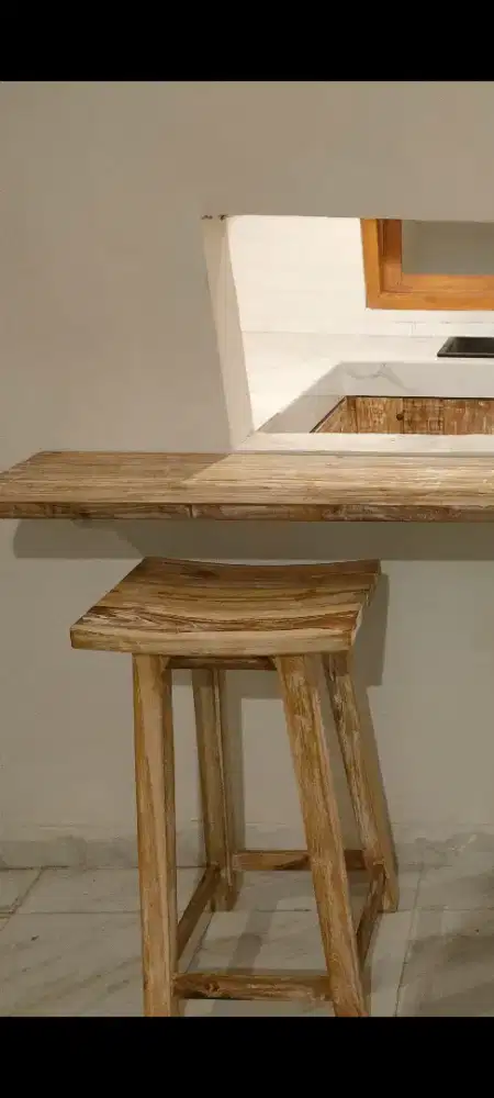 Bar stools white wash ex villa