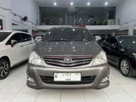Toyota Innova 2.0 V Luxuri Bensin Matic/At 2010 Super Istimewa