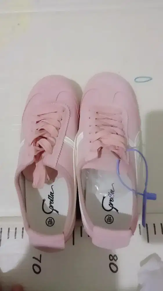 jual aja nih sepatu