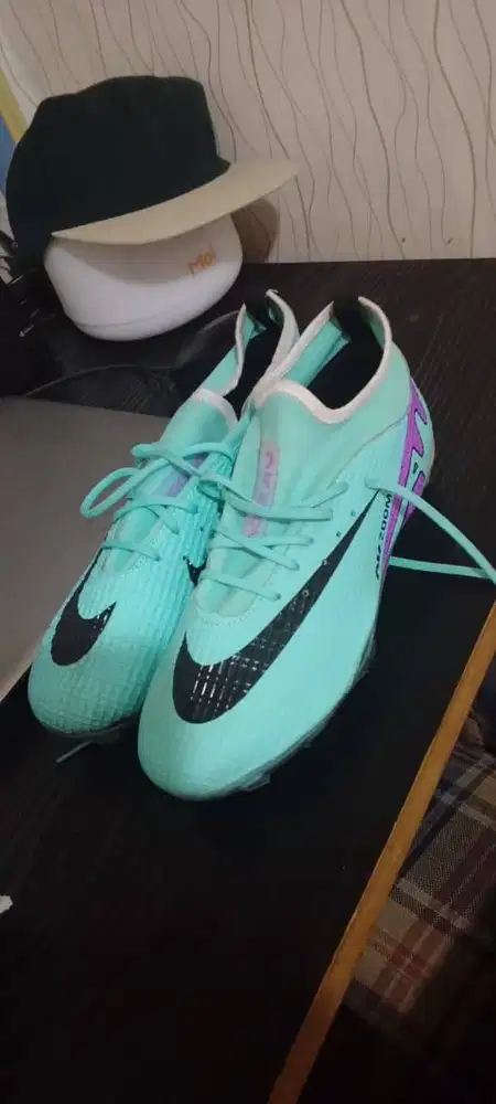 sepatu bola nike air zoom