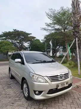 Innova diesel 2012 at