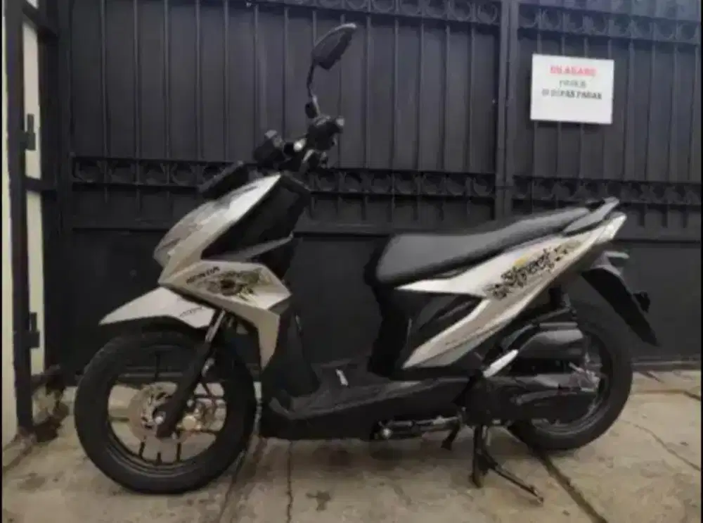 Di jual Honda beat street 2022