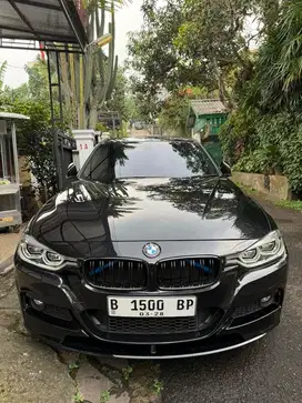 BMW 320i Sport B48 Spido Digital KM 18rb ml