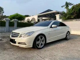 Mercedes Benz ECoupe E200
