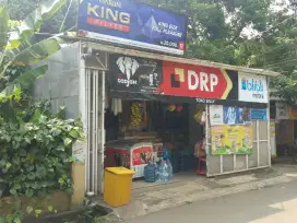Rumah dan Toko beserta stock barang