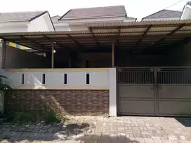 RUMAH MINIMALIS RENOVASI LOKASI STRATEGIS ( TANPA PERANTARA )