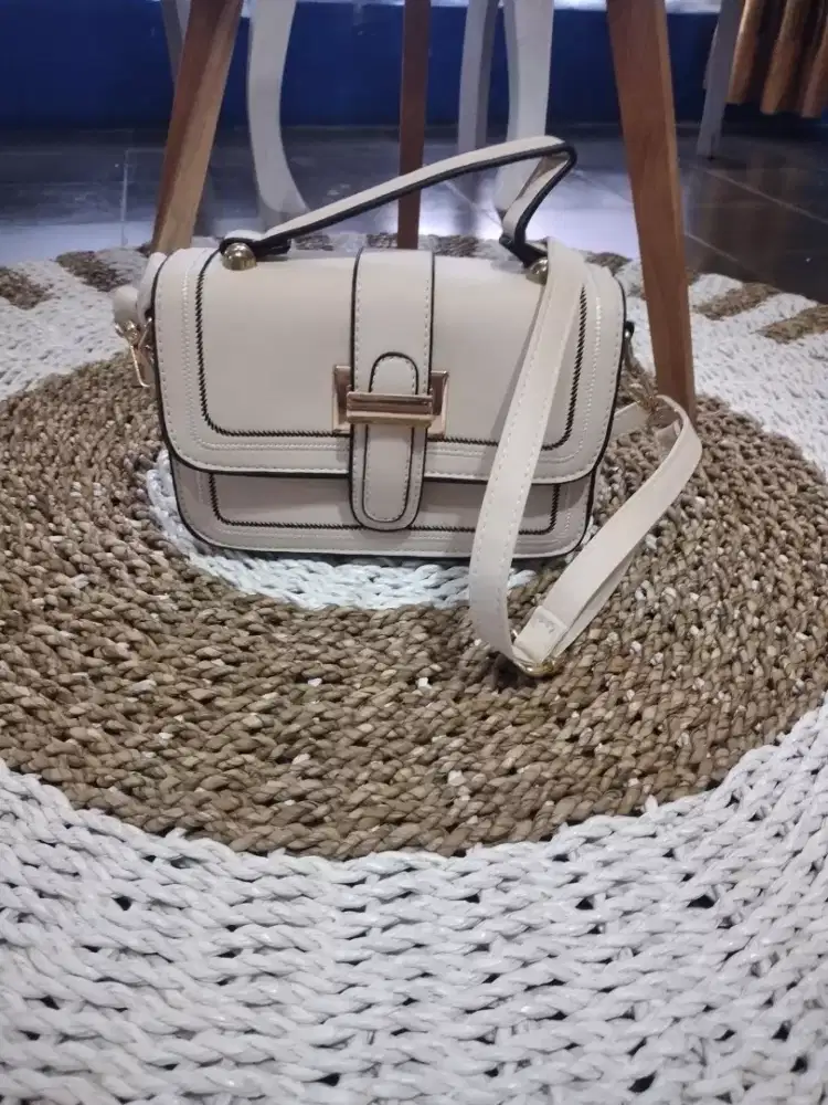Tas brended bagus
