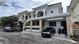 RUMAH DIJUAL DALAM PERUMAHAN ELIT AREA DEKAT JALAN JAMBON SKE