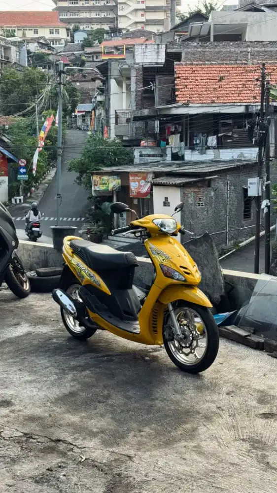 Mio Sporty Asli Kuning