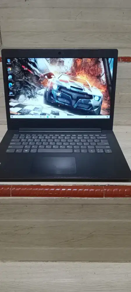 Lenovo slim mulus garansi A4 ram ddr4 4gb hardis 500gb bekasi karawang