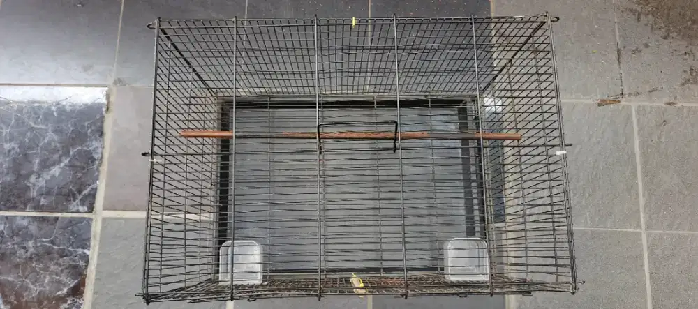 Sangkar burung, bahan besi